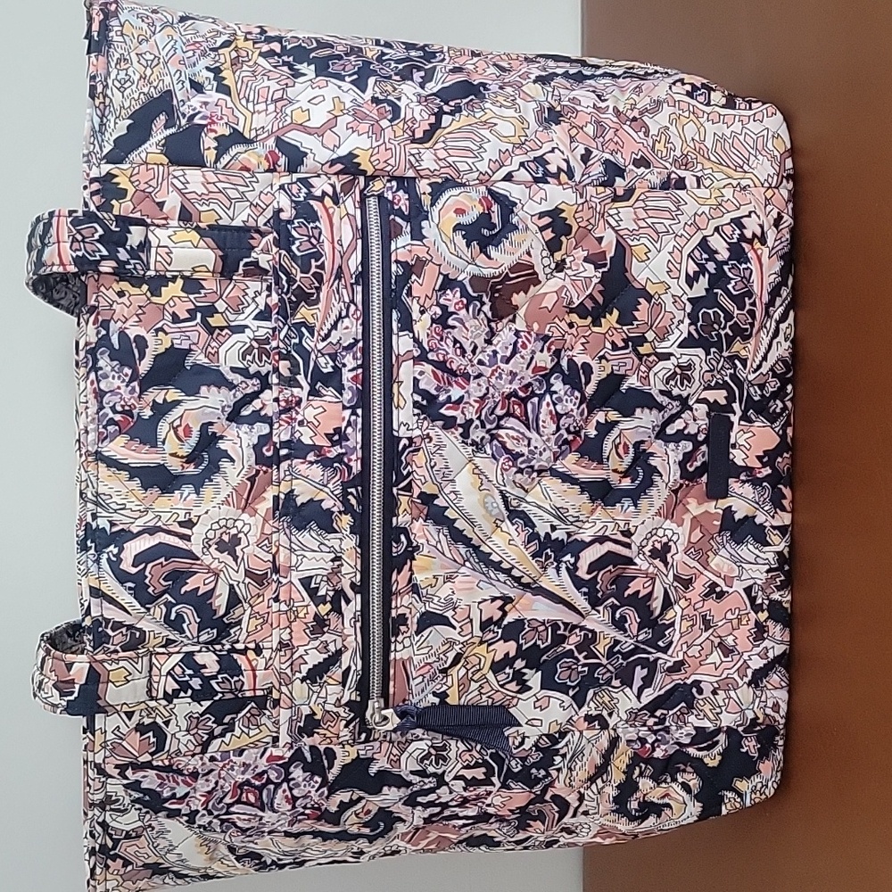 Woman's Vera Bradley Travel Bag Tangier Paisley Large Tote in Performance Twill 